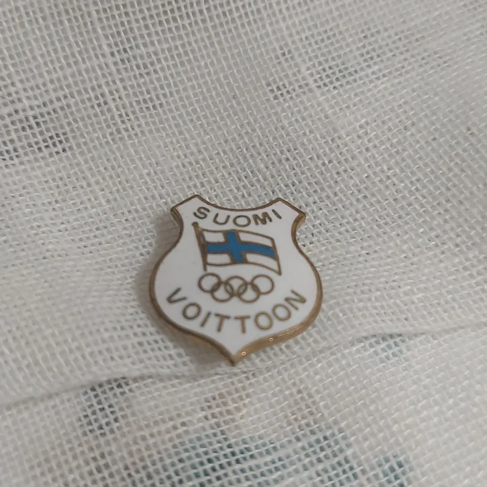 Antique Finnish Suomi Finland Voittoon Pin Flag Collectors Olympic Ring Pin